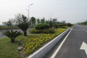 路沿砖模具的对于我国的经济的发展有着举足轻重的地位