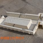 护栏伸缩缝立柱带栏片塑料模具
